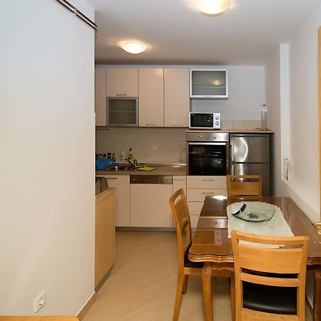 Apartment Peran シベニク エクステリア 写真