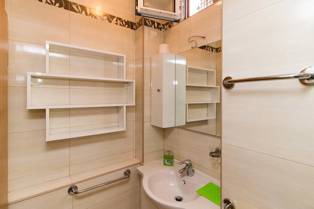 Apartment Peran シベニク エクステリア 写真